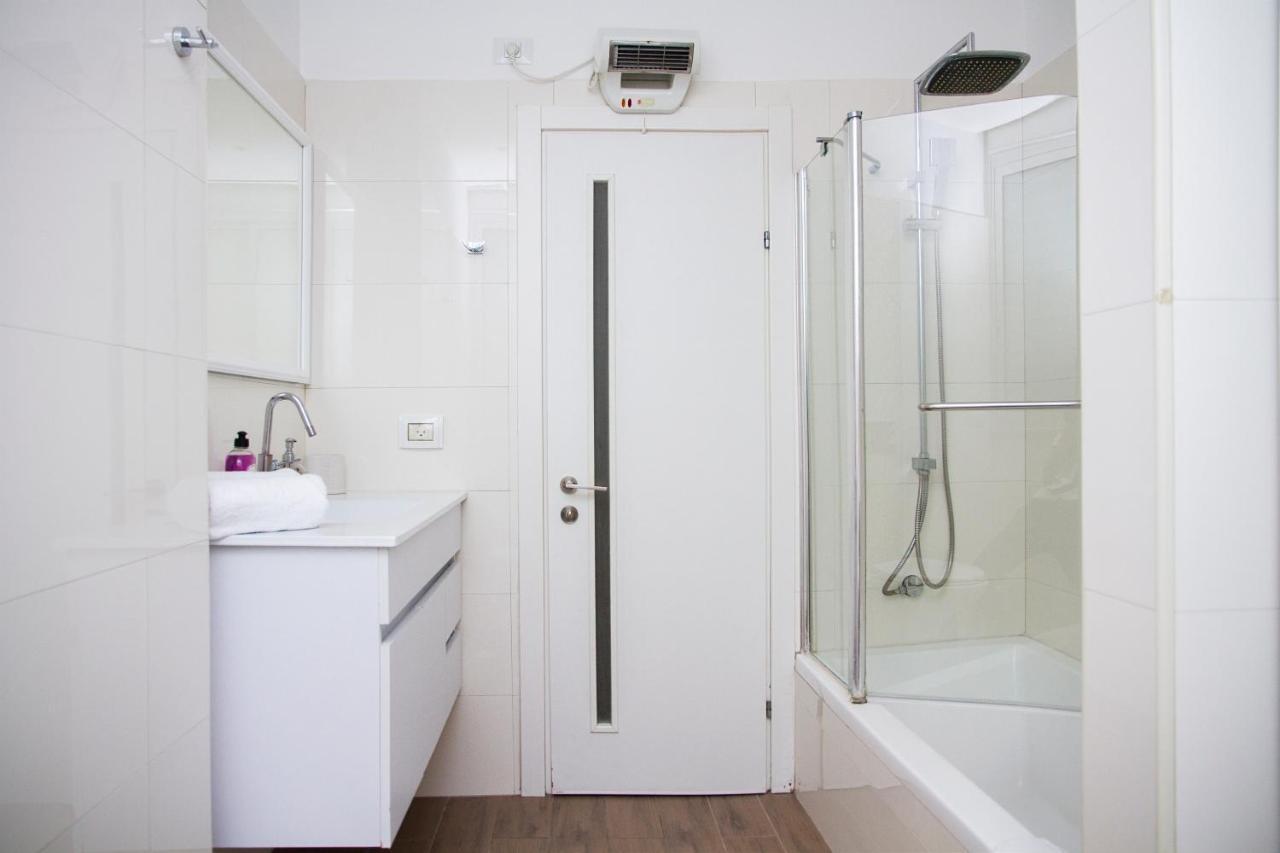 Apartments4you Etsel Bat Yam Extérieur photo