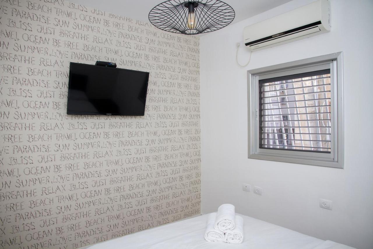 Apartments4you Etsel Bat Yam Extérieur photo