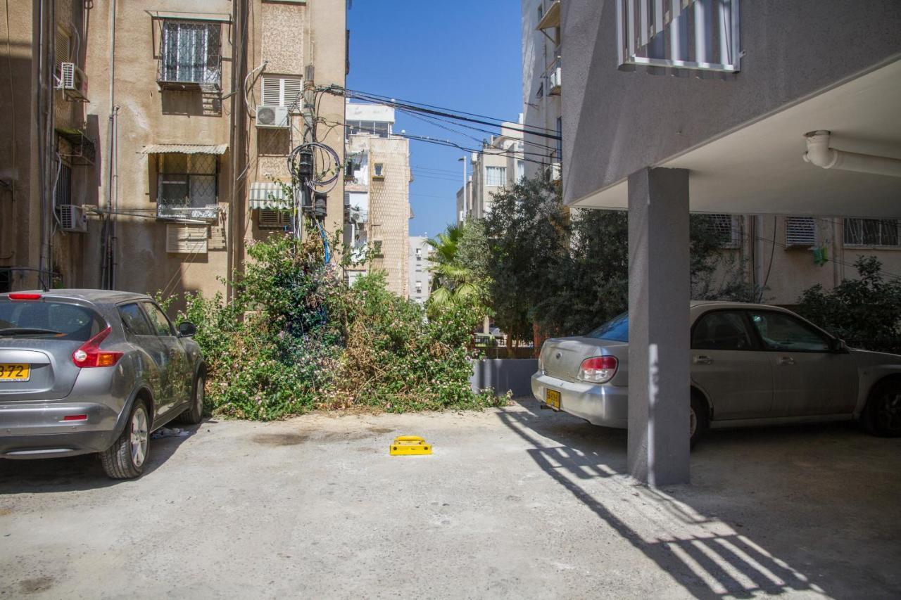 Apartments4you Etsel Bat Yam Extérieur photo