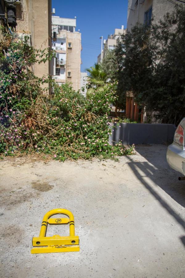 Apartments4you Etsel Bat Yam Extérieur photo