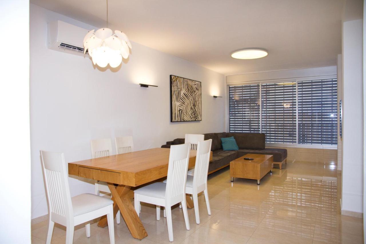 Apartments4you Etsel Bat Yam Extérieur photo
