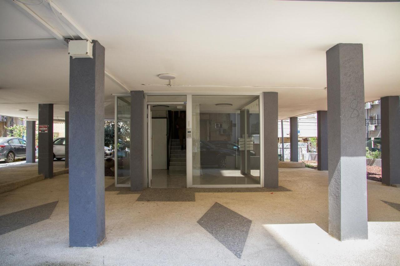 Apartments4you Etsel Bat Yam Extérieur photo