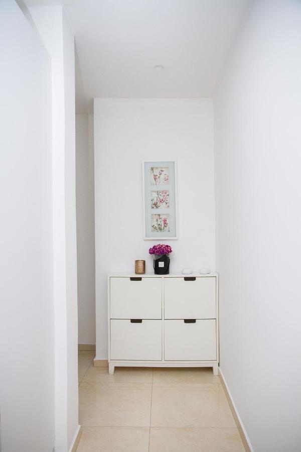 Apartments4you Etsel Bat Yam Extérieur photo