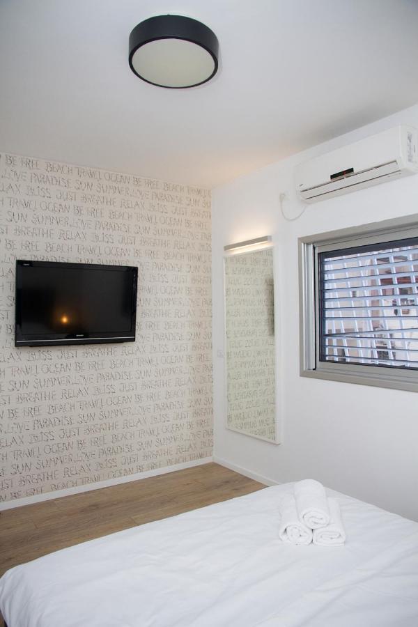 Apartments4you Etsel Bat Yam Extérieur photo