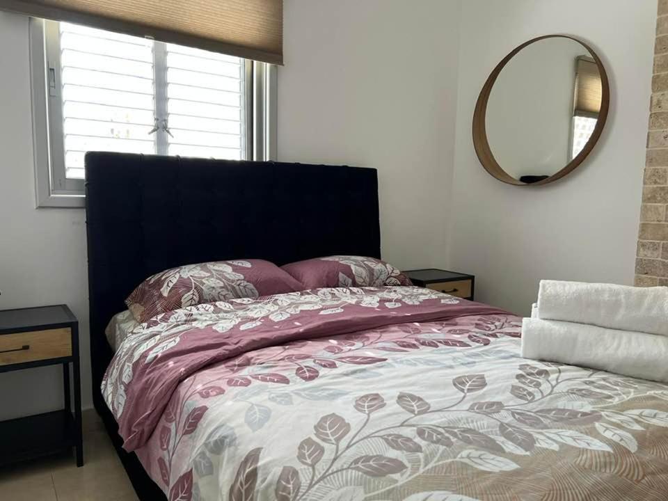 Apartments4you Etsel Bat Yam Extérieur photo
