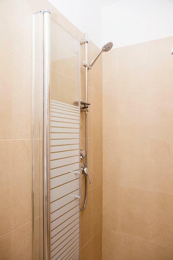 Apartments4you Etsel Bat Yam Extérieur photo